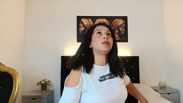 Snapshot of Shanon_mature chatting on 06.12.26 Shanon mature online show from 06.12.26
