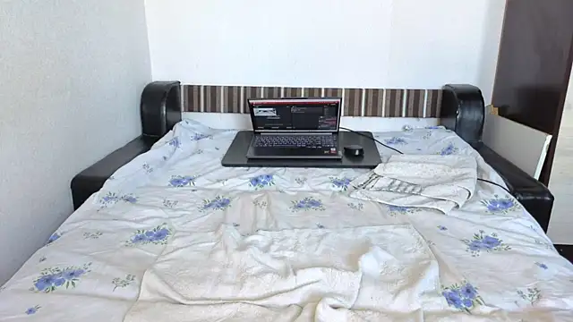 Snapshot of sweet-tinqerbell chatting on 07.01.26 sweet-tinqerbell online show from 07.01.26