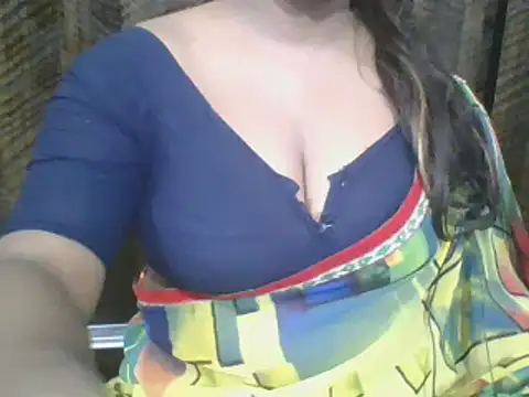 Snapshot of Mahi_love21 chatting on 12.23.24 Mahi love21 online show from 12.23.24