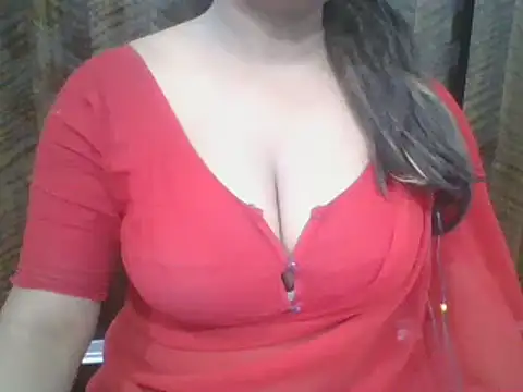 Snapshot of Mahi_love21 chatting on 03.08.25 Mahi love21 online show from 03.08.25