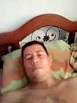 Lachuchaenlacara1988 online show from 02.03.25