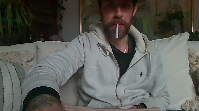 Snapshot of Stock-Holmes chatting on 02.02.26 Stock-Holmes online show from 02.02.26