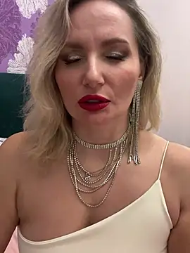 AngelOxy online show from 12.25.24