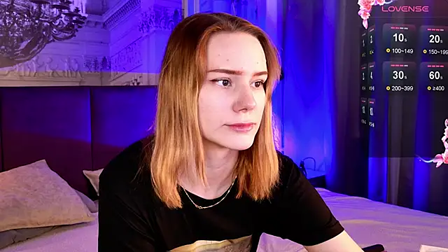 Snapshot of Ramona___ chatting on 02.01.25 Ramona    online show from 02.01.25