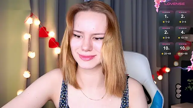 Snapshot of Ramona___ chatting on 02.18.25 Ramona    online show from 02.18.25