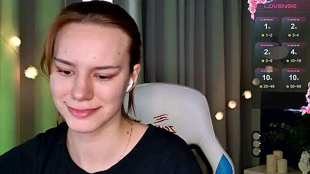 Snapshot of Ramona___ chatting on 02.21.25 Ramona    online show from 02.21.25