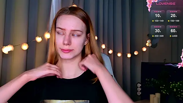 Snapshot of Ramona___ chatting on 03.12.25 Ramona    online show from 03.12.25