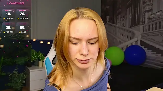 Snapshot of Ramona___ chatting on 09.16.25 Ramona    online show from 09.16.25
