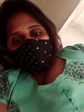 Snapshot of Indiantina chatting on 12.29.24 Indiantina online show from 12.29.24