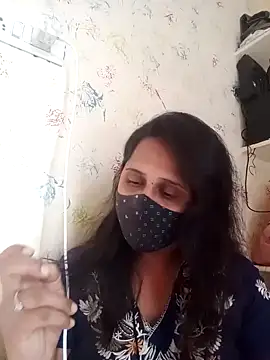 Snapshot of Indiantina chatting on 10.05.25 Indiantina online show from 10.05.25