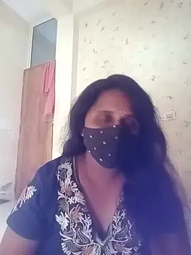 Snapshot of Indiantina chatting on 10.23.25 Indiantina online show from 10.23.25