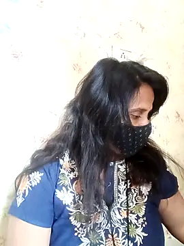 Snapshot of Indiantina chatting on 11.14.25 Indiantina online show from 11.14.25