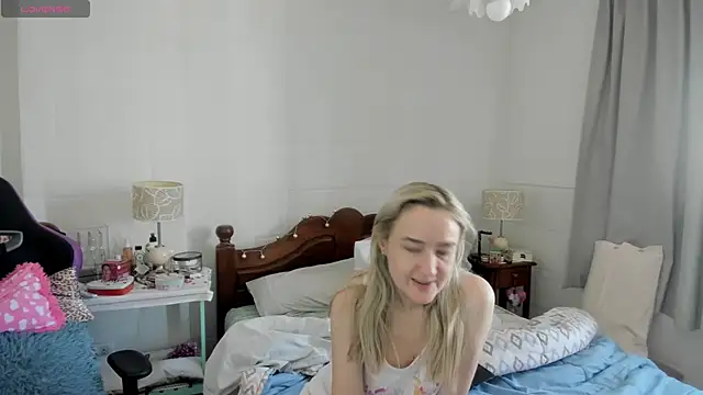 1Sweetnina online show from 11.16.25