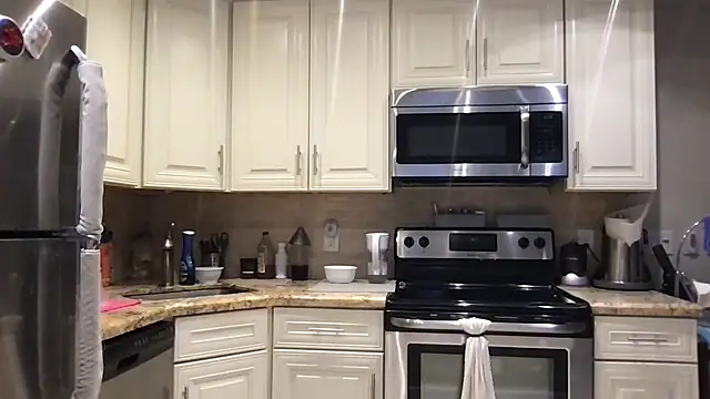 Snapshot of BigGuyMuscle chatting on 03.02.26 BigGuyMuscle online show from 03.02.26