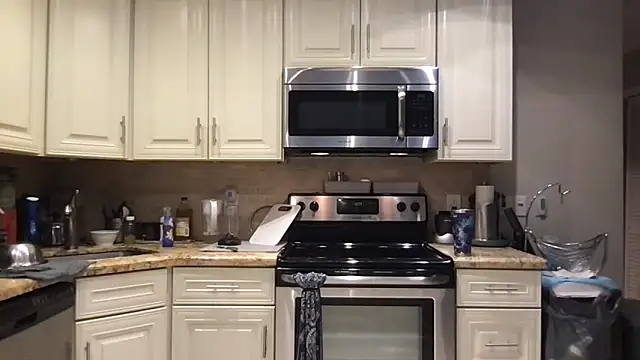 Snapshot of BigGuyMuscle chatting on 03.29.26 BigGuyMuscle online show from 03.29.26