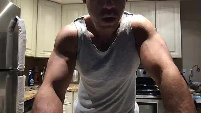 BigGuyMuscle online show from 06.07.26