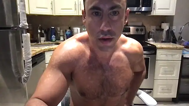 BigGuyMuscle online show from 06.13.26