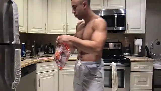 BigGuyMuscle online show from 07.02.26