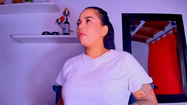 alexaa walker online show from 02.19.25