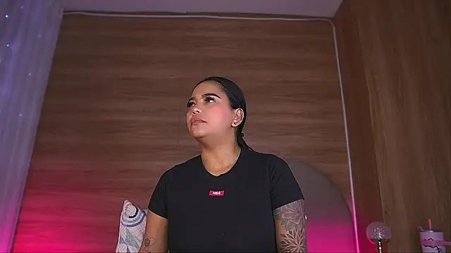 alexaa walker online show from 03.31.26