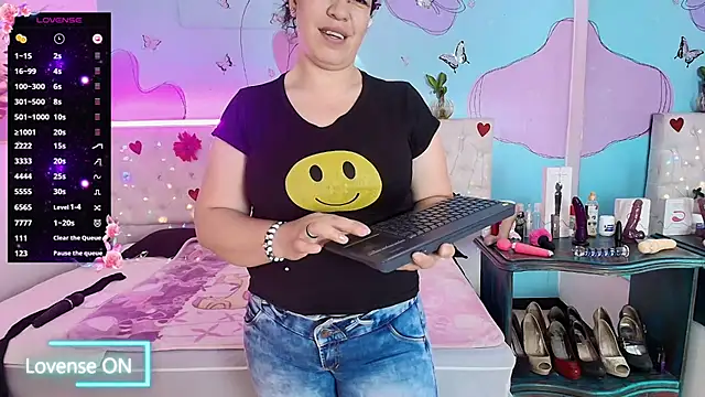 Zaly mature online show from 06.04.26