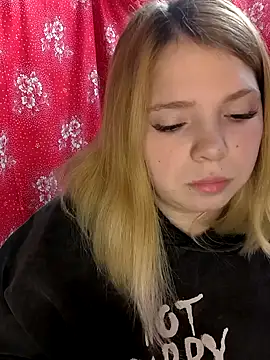 Zuli Kiska online show from 02.13.25