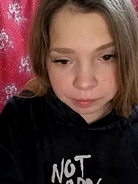 Zuli Kiska online show from 11.22.25