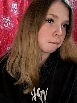 Zuli Kiska online show from 01.08.26