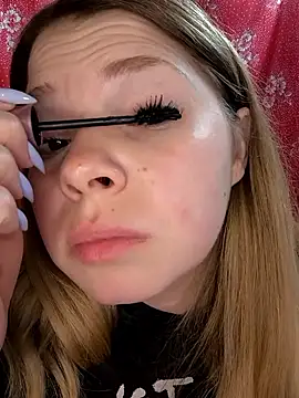 Zuli Kiska online show from 04.06.26