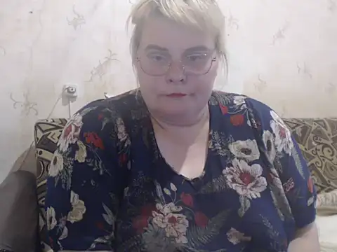 Snapshot of Ameliabusty chatting on 09.15.25 Ameliabusty online show from 09.15.25