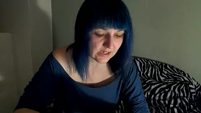 Snapshot of beauty-of-pain chatting on 07.16.26 beauty-of-pain online show from 07.16.26