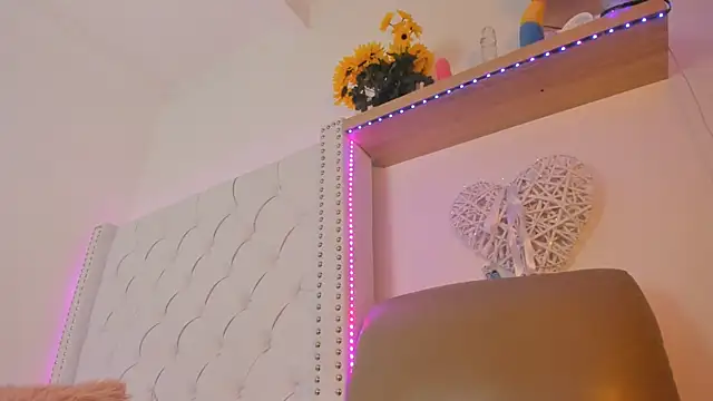 sara montiell online show from 01.21.25