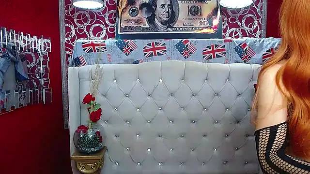 Snapshot of shannentrans chatting on 02.06.25 shannentrans online show from 02.06.25