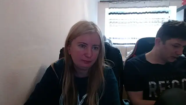 Snapshot of PeterAndJen chatting on 05.01.26 PeterAndJen online show from 05.01.26