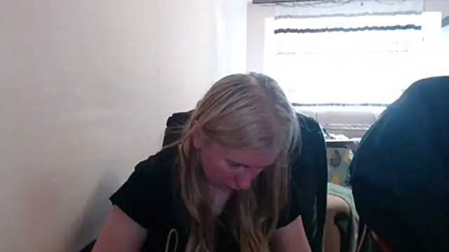 Snapshot of PeterAndJen chatting on 05.17.26 PeterAndJen online show from 05.17.26