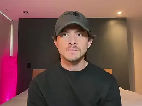 Snapshot of mcklister_kinky_feets chatting on 02.12.26 mcklister kinky feets online show from 02.12.26