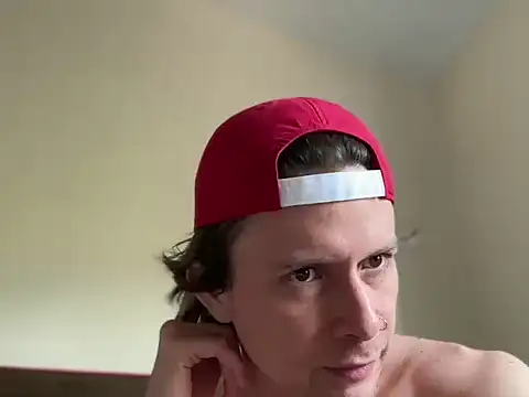 Snapshot of mcklister_kinky_feets chatting on 03.11.26 mcklister kinky feets online show from 03.11.26