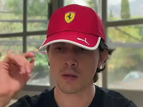 Snapshot of mcklister_kinky_feets chatting on 03.18.26 mcklister kinky feets online show from 03.18.26