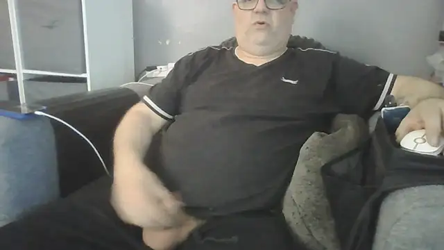 Snapshot of Naturistmale45 chatting on 04.27.26 Naturistmale45 online show from 04.27.26