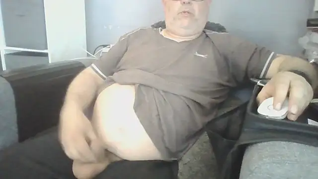Snapshot of Naturistmale45 chatting on 04.29.26 Naturistmale45 online show from 04.29.26