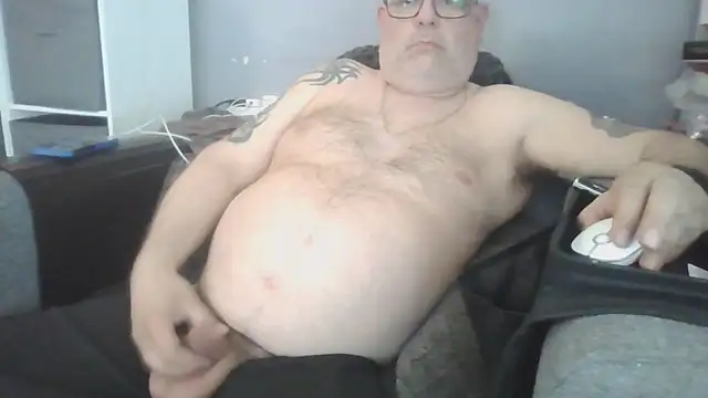 Snapshot of Naturistmale45 chatting on 04.29.26 Naturistmale45 online show from 04.29.26
