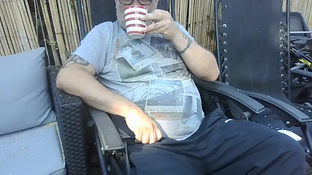 Snapshot of Naturistmale45 chatting on 07.09.26 Naturistmale45 online show from 07.09.26