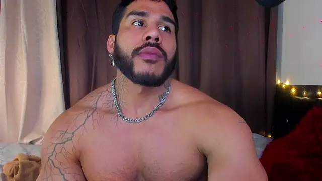 Snapshot of Artemis_Kazttman chatting on 12.05.24 Artemis Kazttman online show from 12.05.24