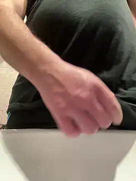 Snapshot of Leonid123321 chatting on 02.21.26 Leonid123321 online show from 02.21.26