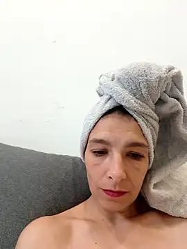Snapshot of Sposini69 chatting on 06.19.26 Sposini69 online show from 06.19.26