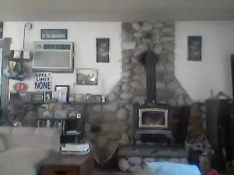 Snapshot of CROSSCOUNTRY1 chatting on 12.05.24 CROSSCOUNTRY1 online show from 12.05.24