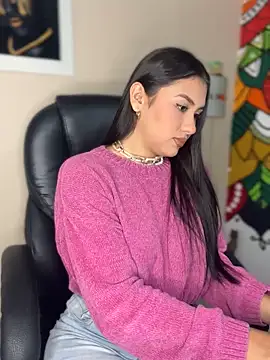 Snapshot of Ambar_pe_ chatting on 12.23.24 Ambar pe online show from 12.23.24