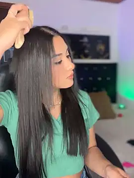 Snapshot of Ambar_pe_ chatting on 01.30.25 Ambar pe online show from 01.30.25