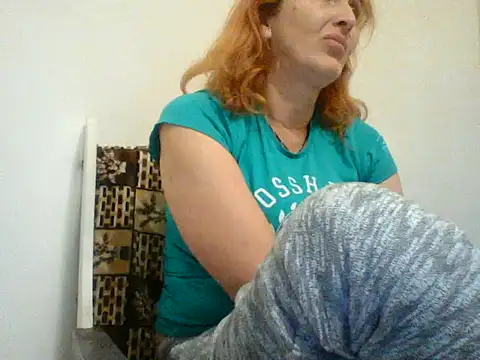 Snapshot of MssAngela chatting on 10.03.25 MssAngela online show from 10.03.25