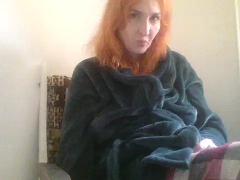 Snapshot of MssAngela chatting on 10.09.25 MssAngela online show from 10.09.25
